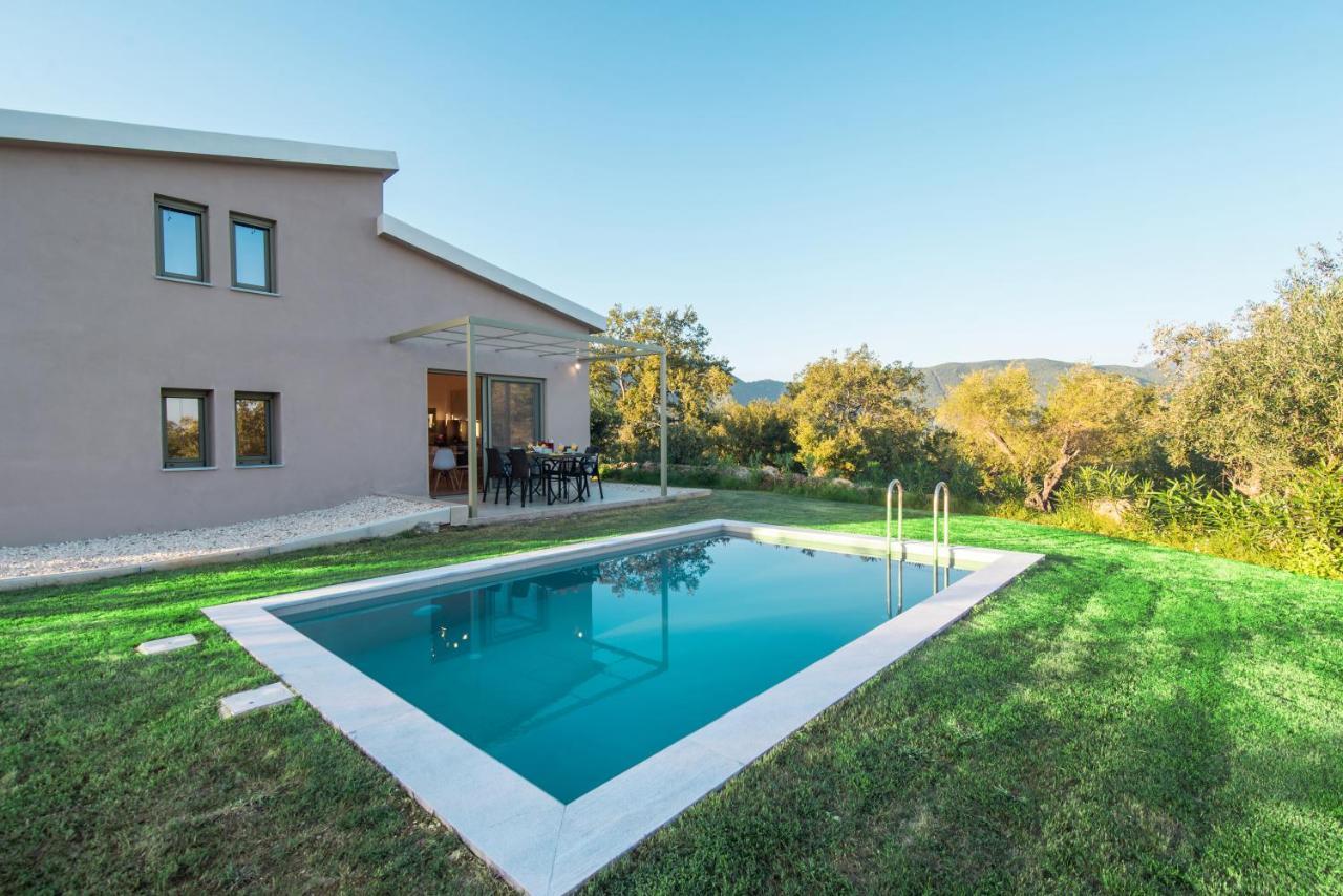 Villas Epta Karpi Complex Of 7 Luxury Villas Skriperon Zewnętrze zdjęcie