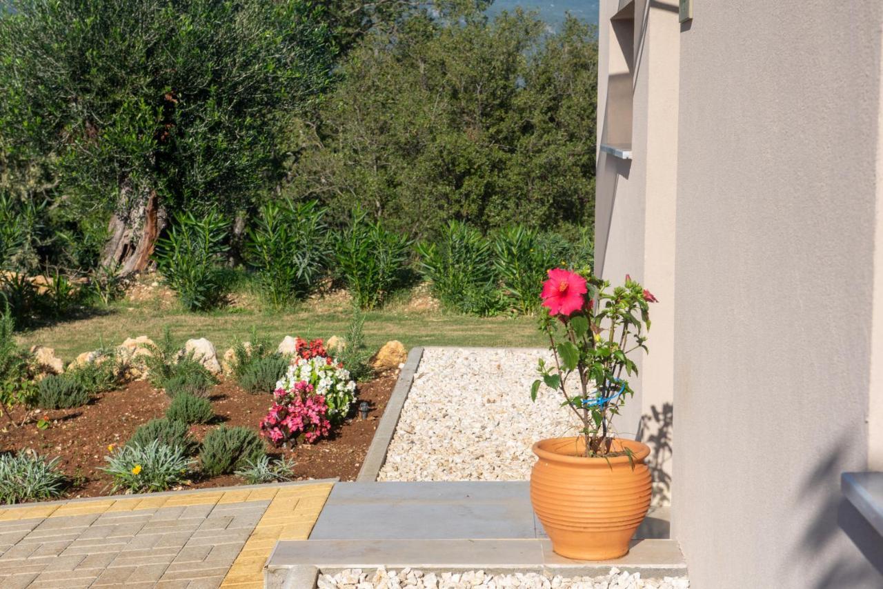 Villas Epta Karpi Complex Of 7 Luxury Villas Skriperon Zewnętrze zdjęcie