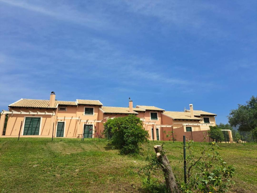 Villas Epta Karpi Complex Of 7 Luxury Villas Skriperon Zewnętrze zdjęcie